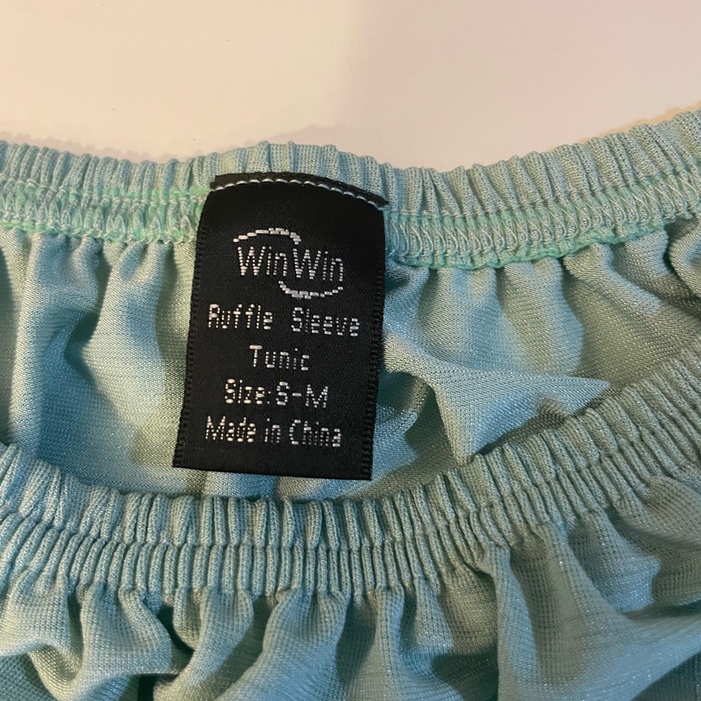 Win win Rauffle sleeve tunic - Picture 4 of 6